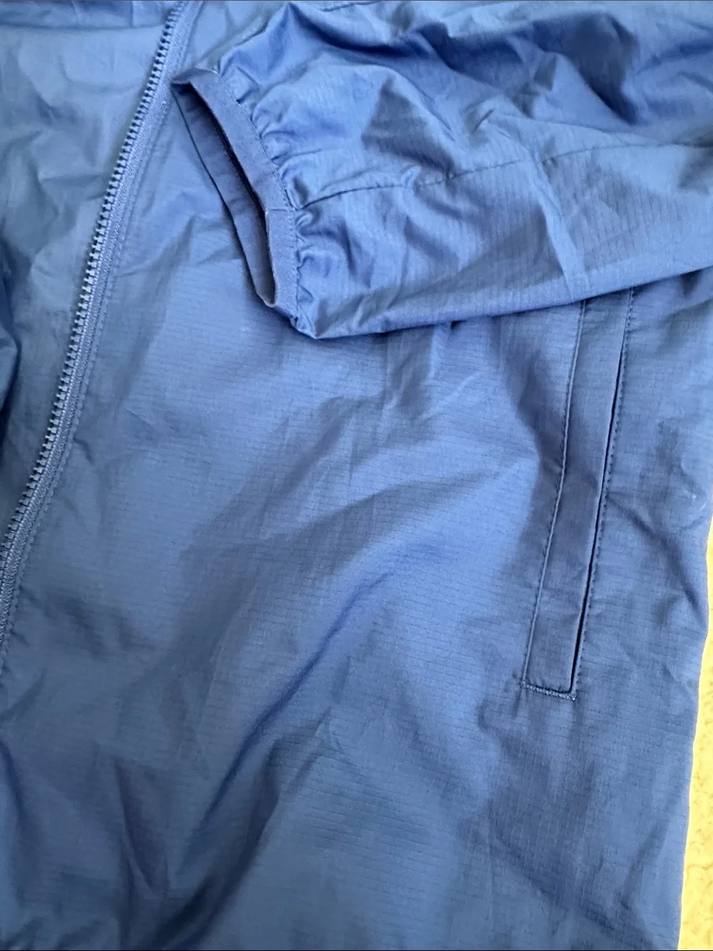Uniqlo lightweight hooded
